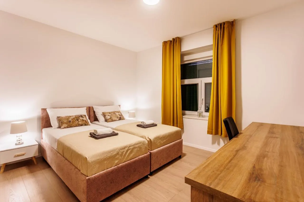 Blue Pearl-Split Town Center Apartament Split