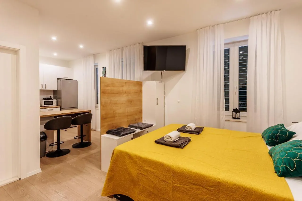 Appartement Blue Pearl-Split Town Center Apartament